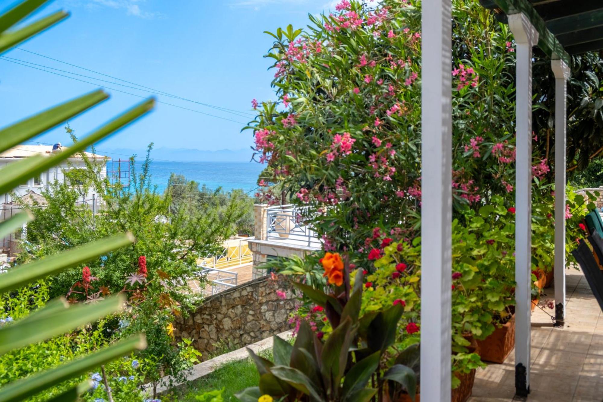 Apartamento Theasea House Áyios Nikítas Exterior foto